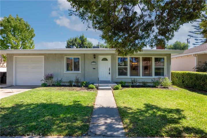 2170 Radnor Avenue, Long Beach, California 90815