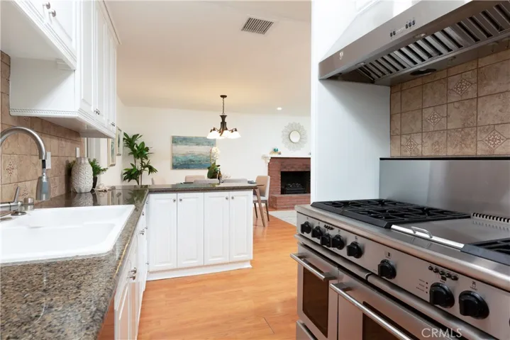 2170 Radnor Avenue, Long Beach, California 90815