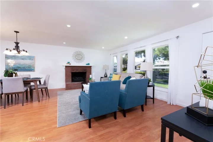 2170 Radnor Avenue, Long Beach, California 90815