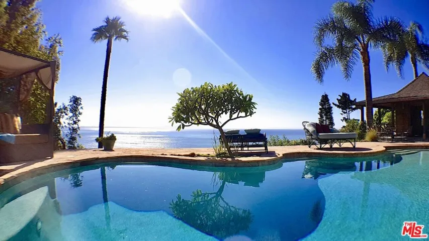 20404 Little Rock Way, Malibu, California 90265