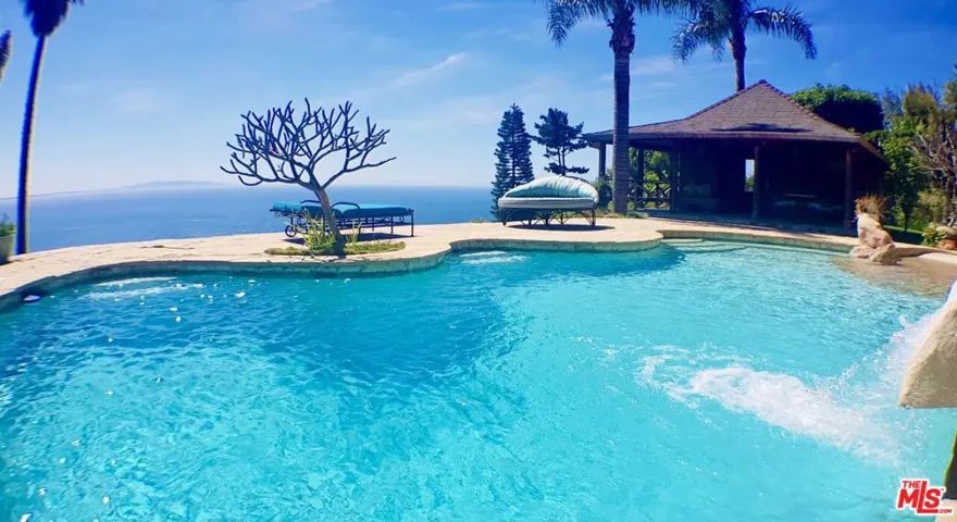 20404 Little Rock Way, Malibu, California 90265