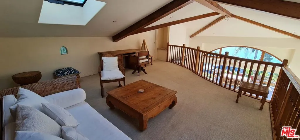 20404 Little Rock Way, Malibu, California 90265