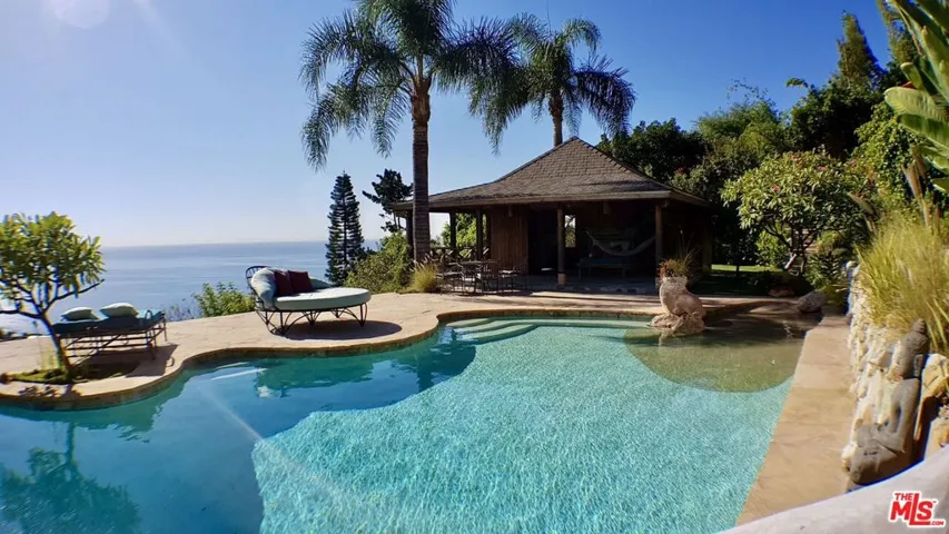 20404 Little Rock Way, Malibu, California 90265