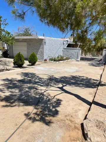 10379 Hemlock Avenue, Hesperia, California 92345