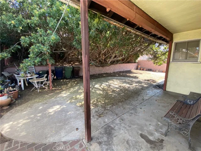 11708 Tarron Avenue, Hawthorne, California 90250