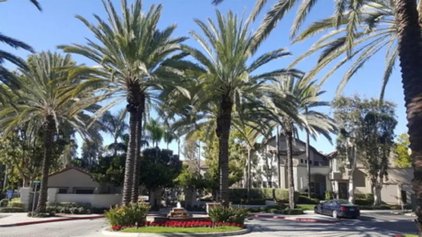27529 Calinda, Mission Viejo, California 92692