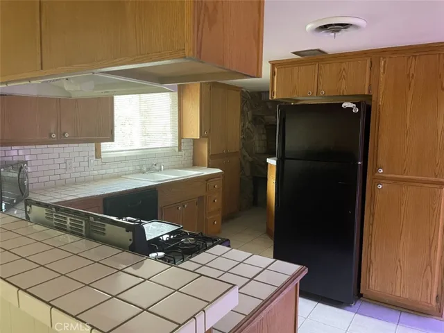 56886 Ivanhoe Drive, Yucca Valley, California 92284