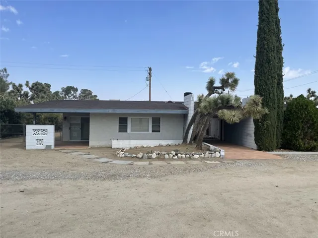 56886 Ivanhoe Drive, Yucca Valley, California 92284