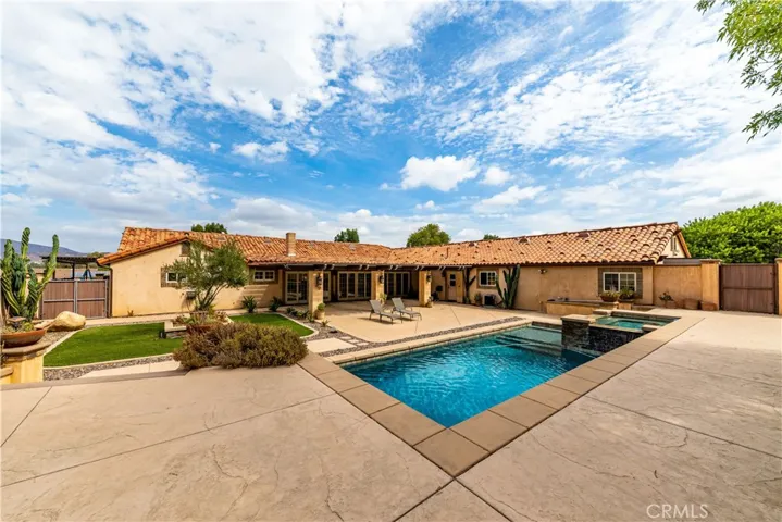 21985 Highland Street, Wildomar, California 92595