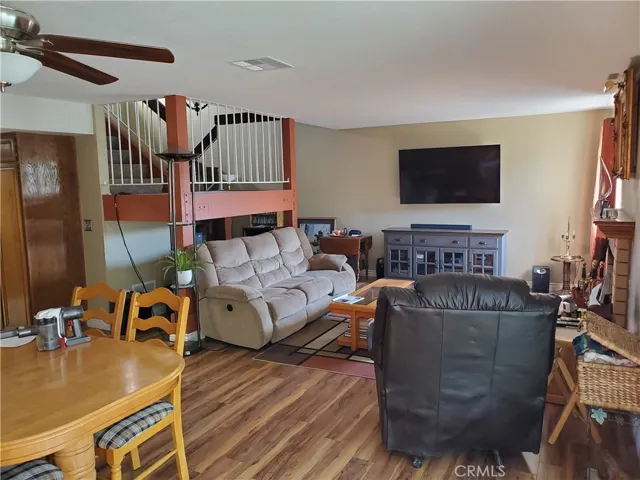 4150 Schaefer Avenue 14, Chino, California 91710