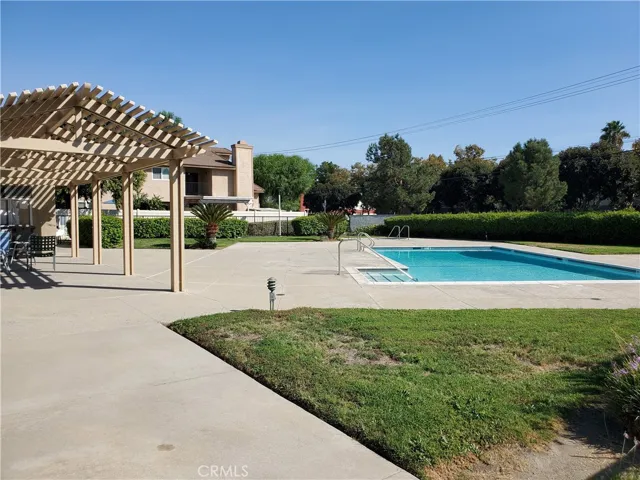 4150 Schaefer Avenue 14, Chino, California 91710