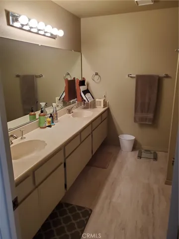 4150 Schaefer Avenue 14, Chino, California 91710