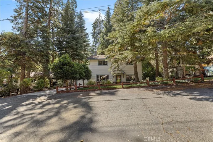 31405 Pinehurst Drive, Running Springs, California 92382