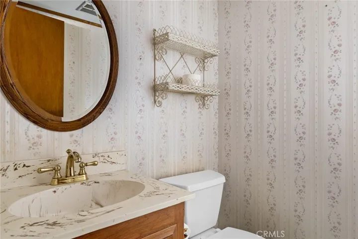 31405 Pinehurst Drive, Running Springs, California 92382