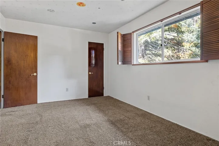 31405 Pinehurst Drive, Running Springs, California 92382