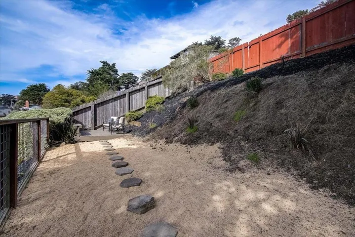 , Pacifica, California 94044