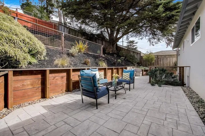 , Pacifica, California 94044