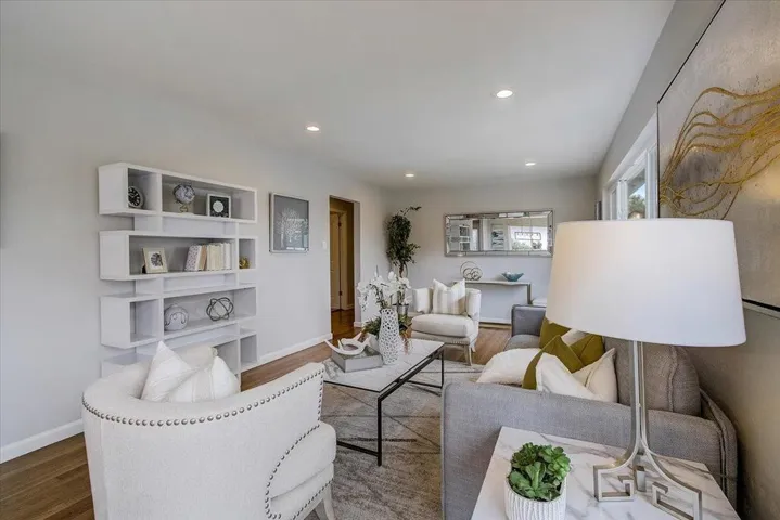 , Pacifica, California 94044