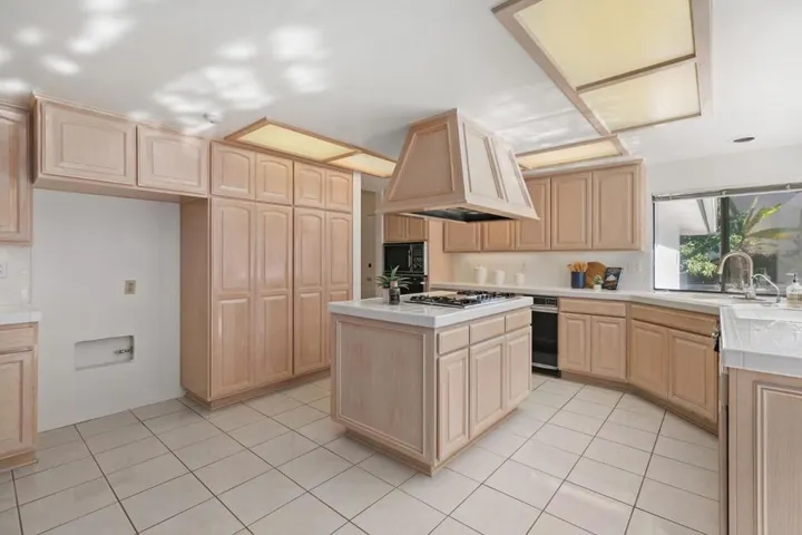 , Fullerton, California 92835