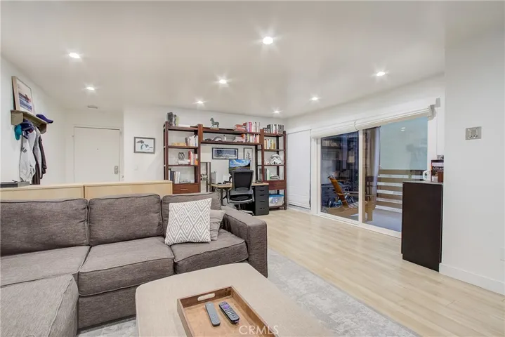 1720 Mission Street 7, South Pasadena, California 91030