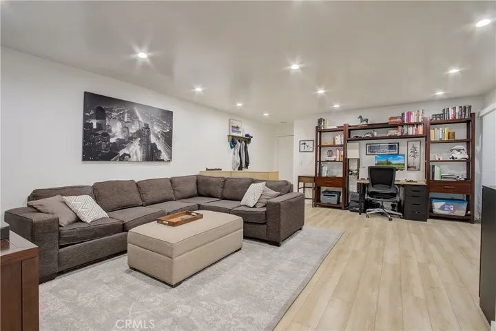 1720 Mission Street 7, South Pasadena, California 91030