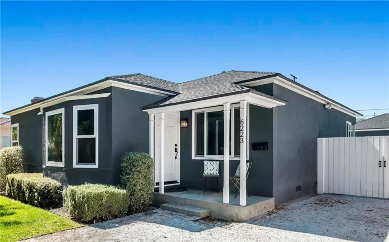 6223 Farmdale Avenue, North Hollywood, California 91606
