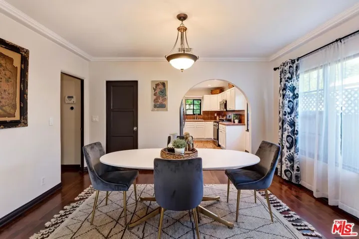 8955 Beverlywood Street, Los Angeles, California 90034