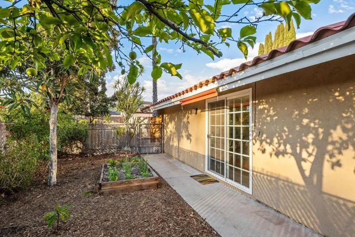 10851 Ironwood Rd, San Diego, California 92131