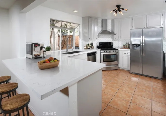 4333 Willow Glen Street, Calabasas, California 91302