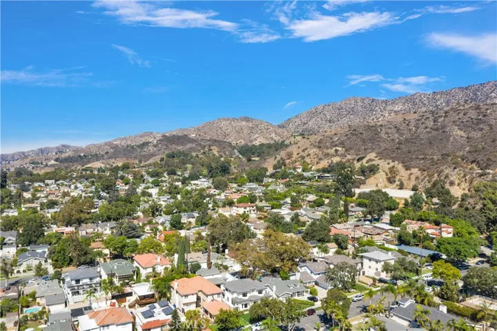 1041 E Palm Avenue, Burbank, California 91501