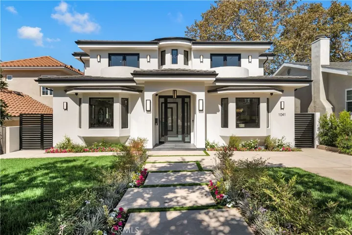 1041 E Palm Avenue, Burbank, California 91501
