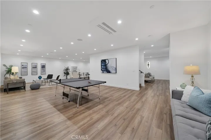 Studio/Game Room/Bar/Hobby Area