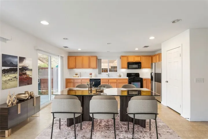 45032 Promise Road, Lake Elsinore, California 92532