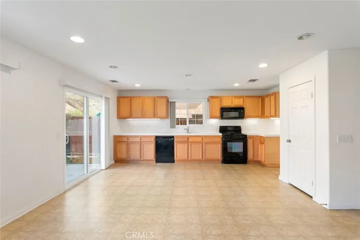 45032 Promise Road, Lake Elsinore, California 92532