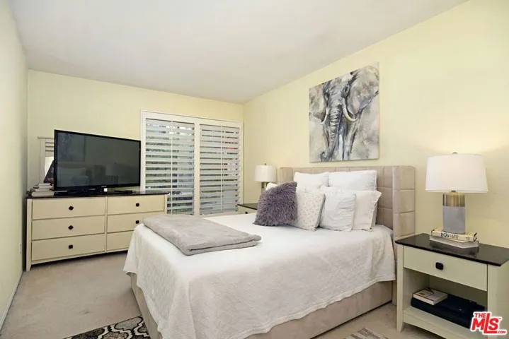836 S Bundy Drive 405, Los Angeles, California 90049