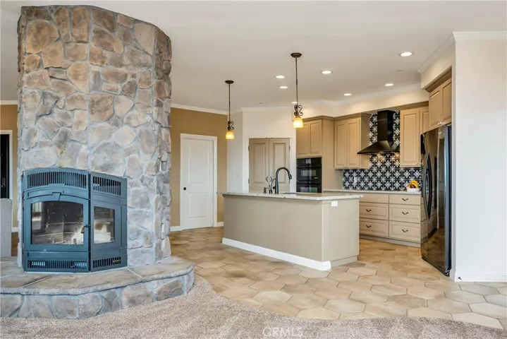 21882 Yankee Valley Road, Hidden Valley Lake, California 95467
