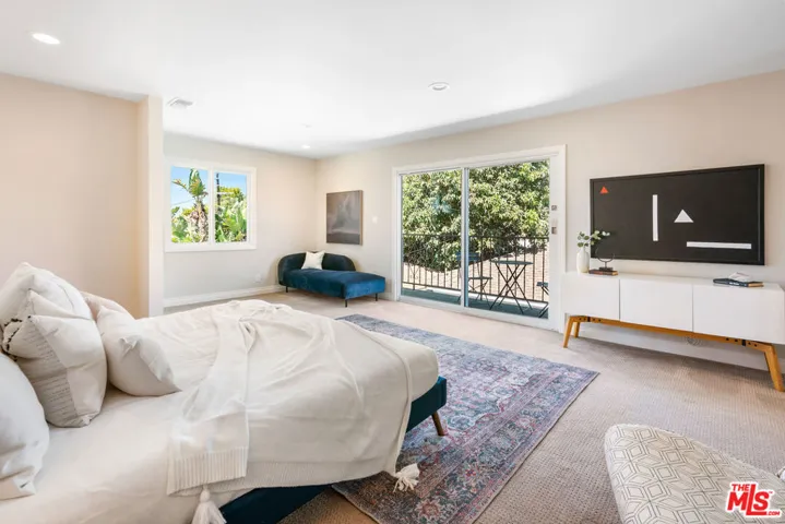 6429 W 87th Place, Los Angeles, California 90045