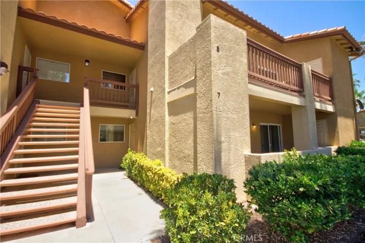 42140 Lyndie Lane 7, Temecula, California 92591