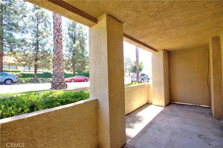 42140 Lyndie Lane 7, Temecula, California 92591
