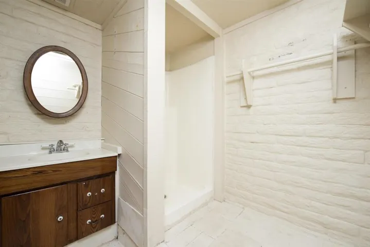 downstairs bath for rental or multi family living