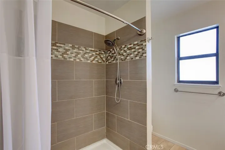 Ensuite bath #2