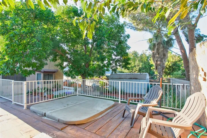 Spa adjacent pool