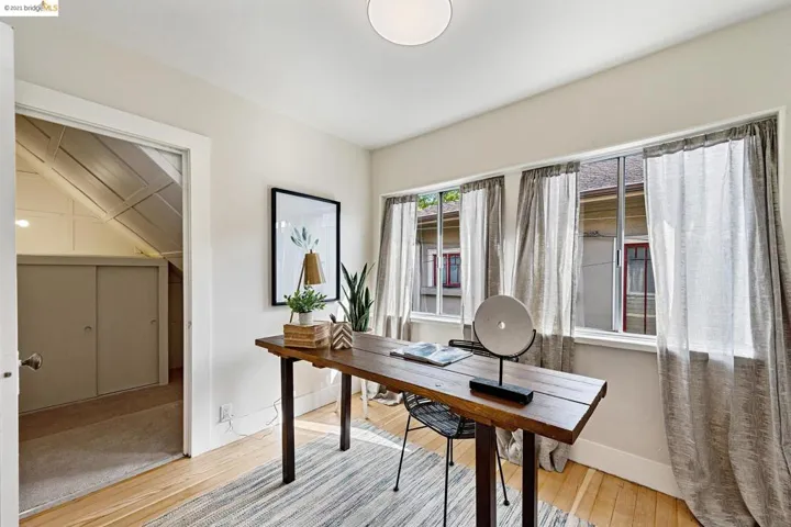 5841 Colby St, Oakland, California 94618