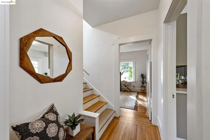 5841 Colby St, Oakland, California 94618