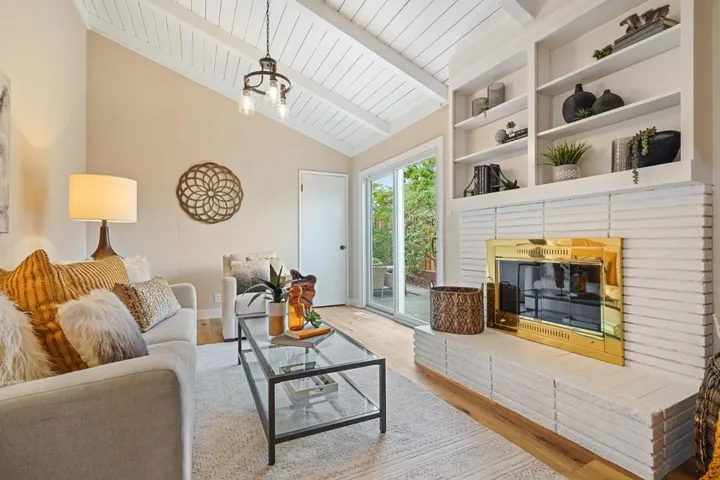 , San Carlos, California 94070