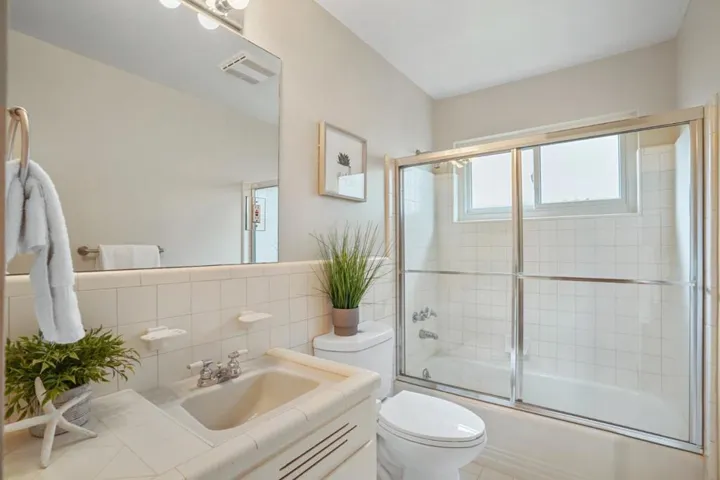 , San Carlos, California 94070
