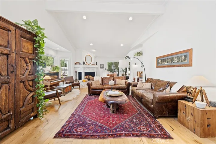 248 S La Paz Street, Anaheim Hills, California 92807