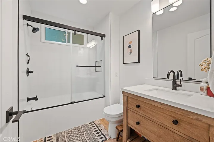 Attached bathroom to the second crazy big room.