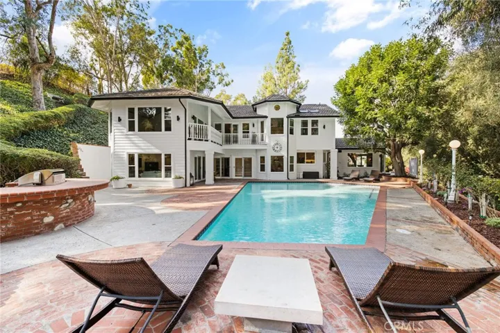 248 S La Paz Street, Anaheim Hills, California 92807
