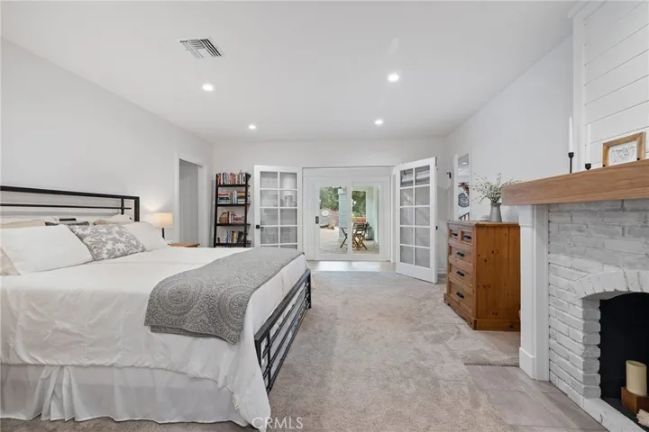 248 S La Paz Street, Anaheim Hills, California 92807
